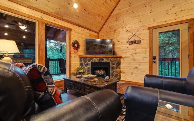 Cherokee Wind 1225 - 1 Br Cabin