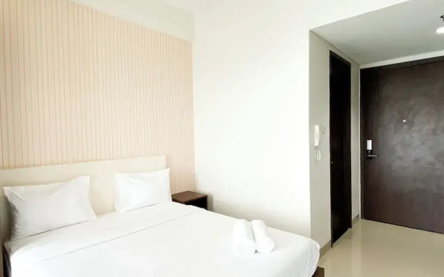 Homey And Nice Studio At Lrt City Bekasi Apartment