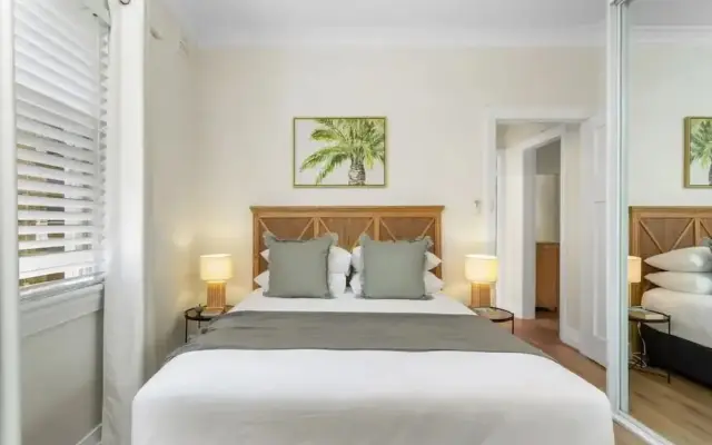 Spacious 2-bed Apartment in the Heart of Manly