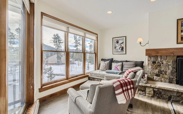 1655 Quicksilver 3 Bedroom Condo