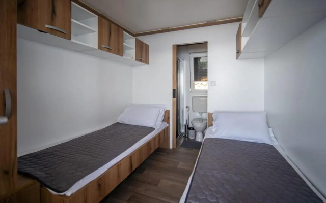 Holiday Lux Mobile Homes 35m house 35m terrace