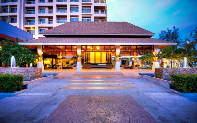 Отель Mida Hotel Don Mueang Airport