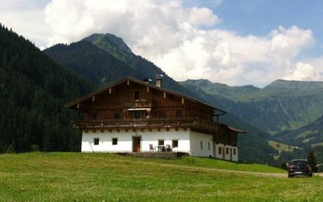 Alpenbauernhaus Vorderbrandthof
