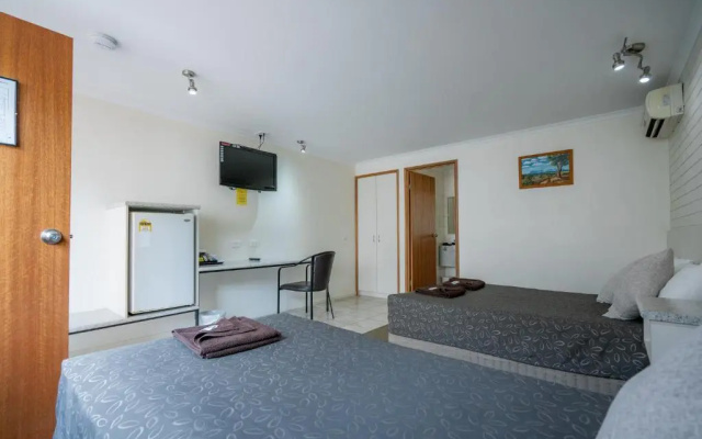 Capella Hotel Motel