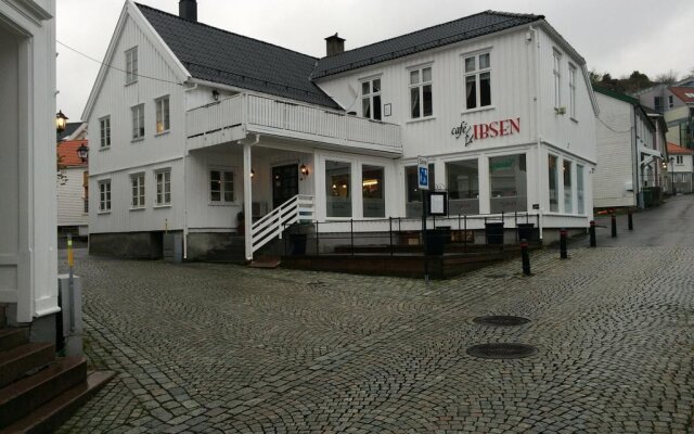 Ibsens B&B in Grimstad, Norway from 143$, photos, reviews - zenhotels.com hotel front