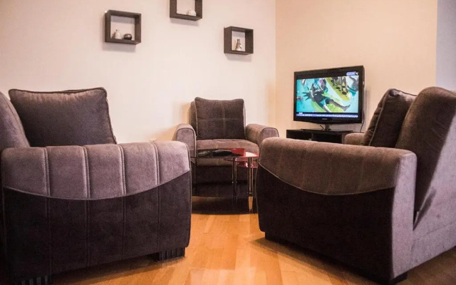 Asterias Apartment