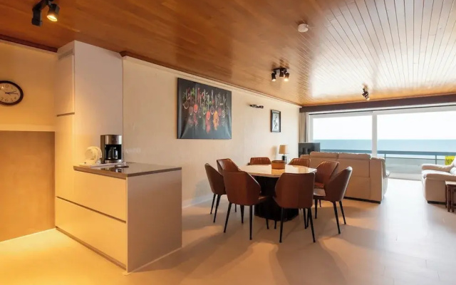Apartment in Middelkerke, Beach Views