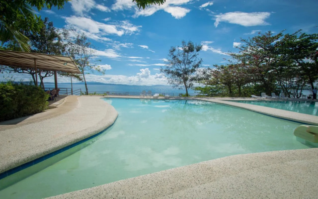 Almont Beach Resort