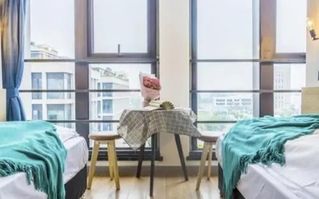 Designed LOFT Apts. for 4-person/traveller/Student