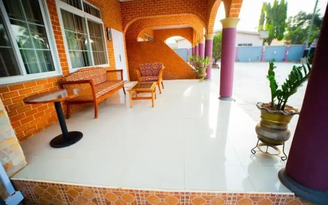 Bays Villa Apartments