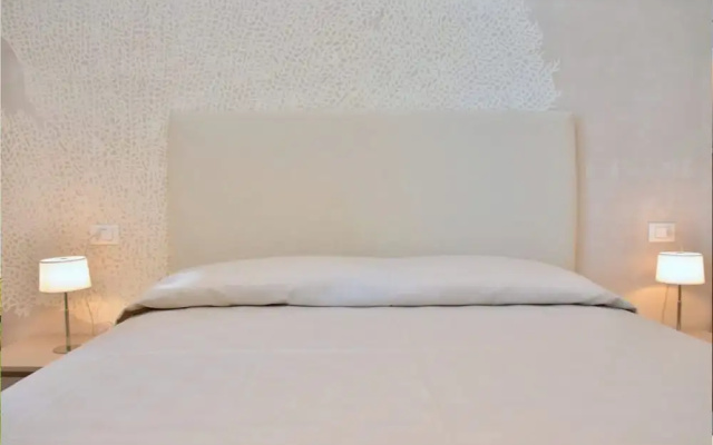 Bright White Flat in the Heart of Bibione