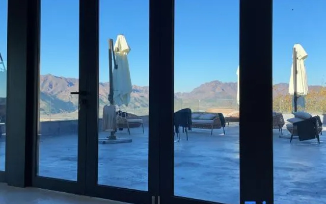 Mountains and B&Bs