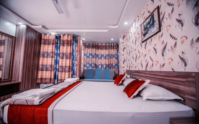 GKM Grand Hotel