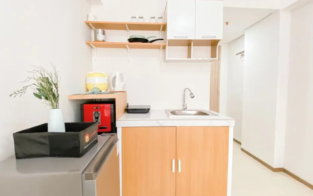 Simple Studio Room At Meikarta Apartment Near Aeon Delta Mas