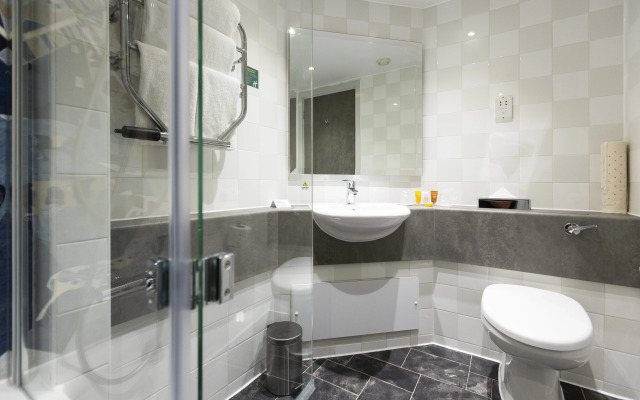 Holiday Inn Milton Keynes - Central by IHG