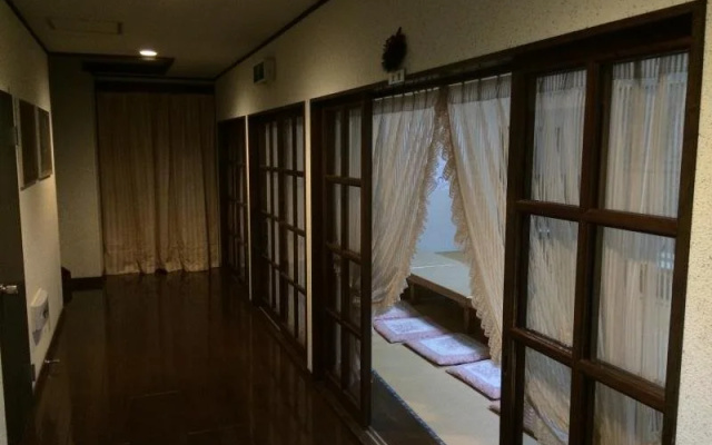 Green Top Banba Hotel