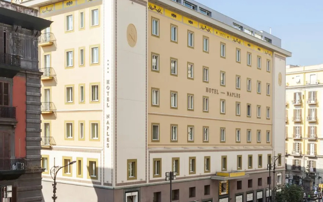 Hotel Naples