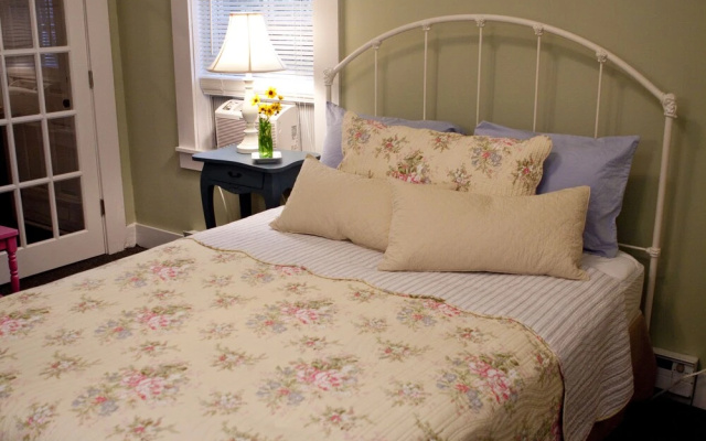 1861 Inn Bed & Breakfast