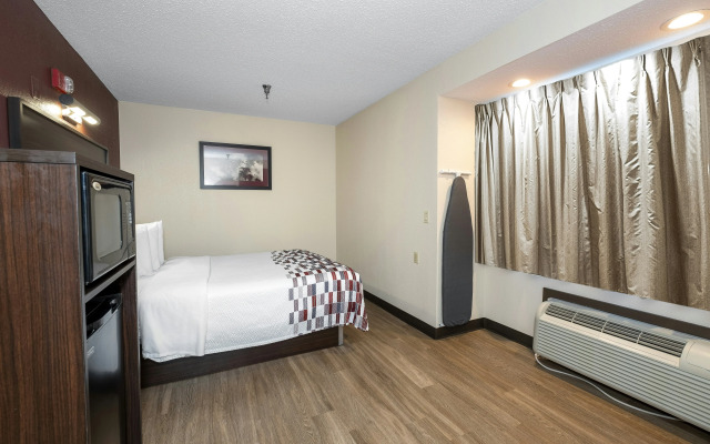Red Roof Inn Springfield, MO