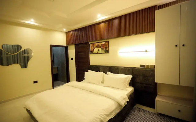 Abram Hills Hotel Ltd