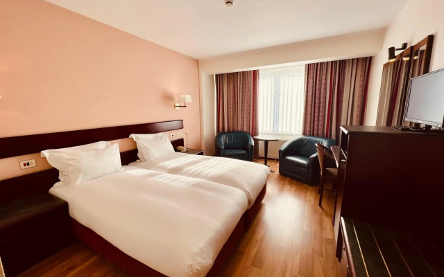 Bedford Hotel & Congress Centre