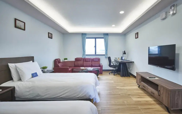 Menippe Hotel
