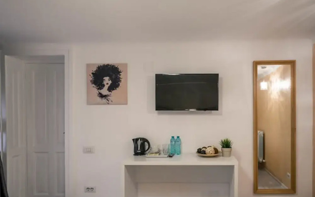 Kristen House