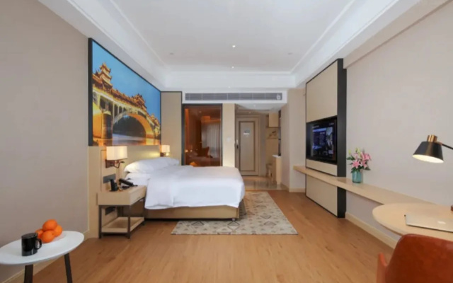 Vienna International Hotel (Chengdu Longquan Automobile City Aviation Academy Branch)