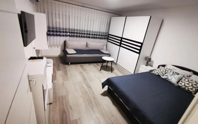 Ema Studio Apartman