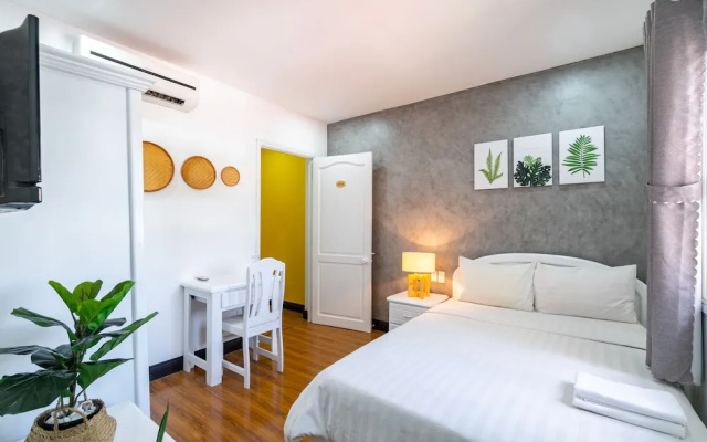 Chin Stays - Hotel and Apartment