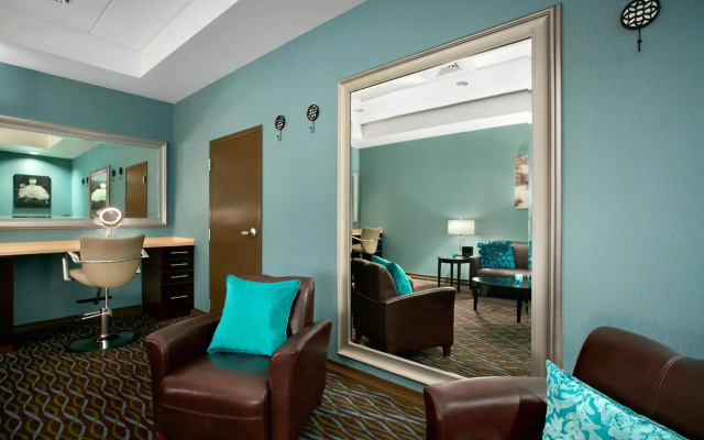 Aviator Hotel & Suites, Best Western Signature Collection