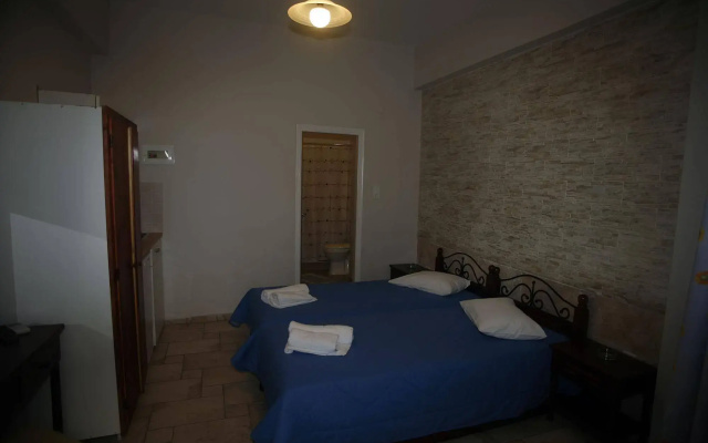 Paradise Rooms
