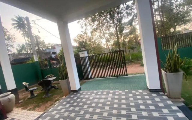 3 bed 2 bath Entire furnished house in Negombo