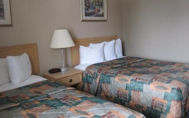 Отель Ottawa Plaza Inn Downtown Канада, Оттава - отзывы, цены и фото номеров - забронировать отель Ottawa Plaza Inn Downtown онлайн комната для гостей