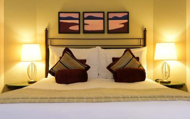 Corinthia Hotel St. George's Bay вид на фасад