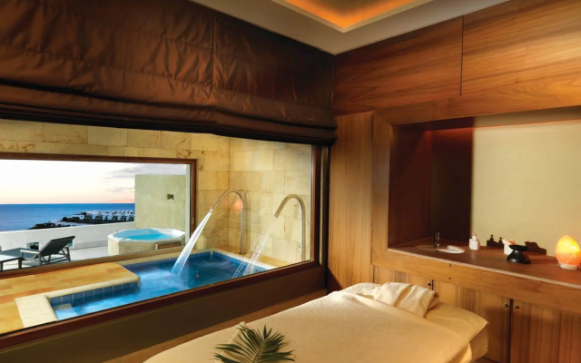 Porto Elounda Golf & Spa Resort
