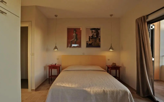 Elaia Villas
