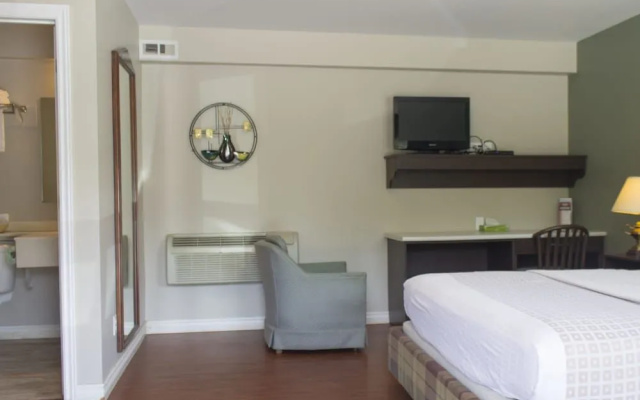 Leelas Villa Inn Flesherton