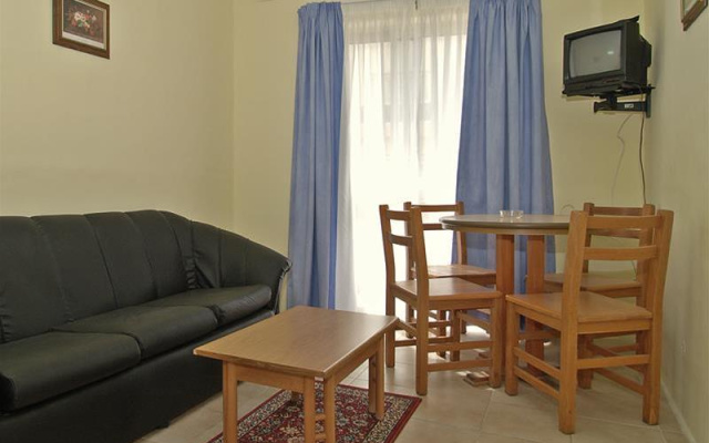 Canifor Court Apartments