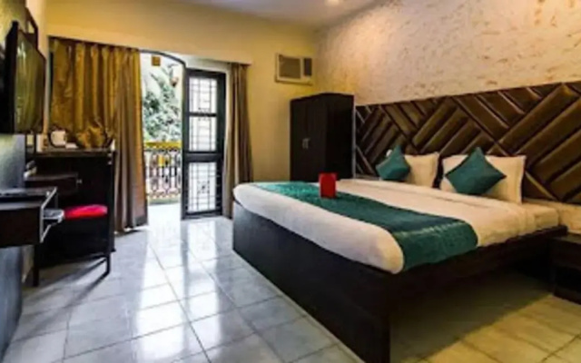 FabExpress Abalone Resort