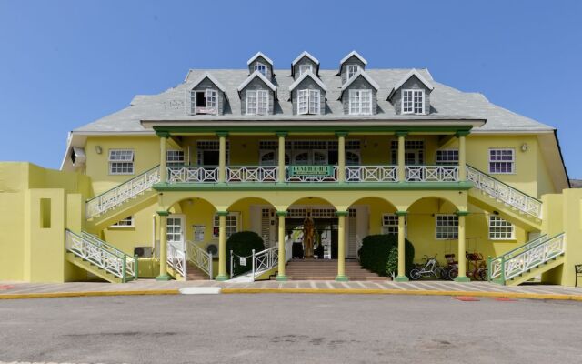 Отель SandCastles Deluxe Beach Resort Ямайка, Очо-Риос - отзывы, цены и фото номеров - забронировать отель SandCastles Deluxe Beach Resort онлайн вид на фасад