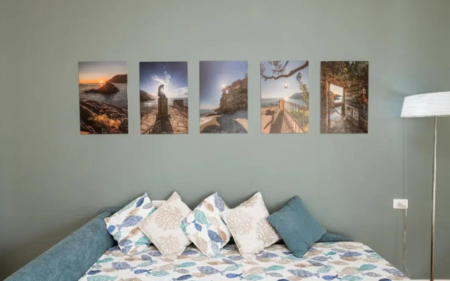 Poseidon Apartment 011019-LT-0180
