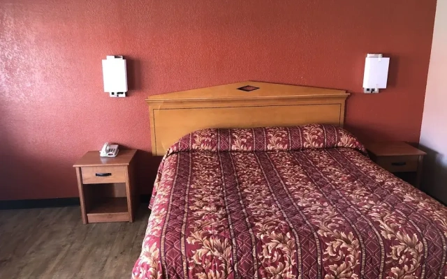 Budget Inn