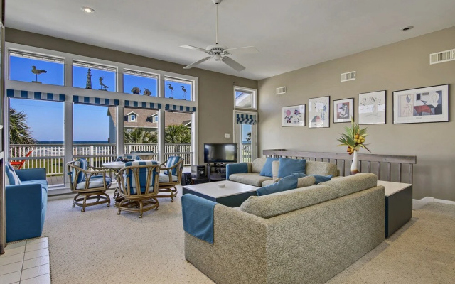 Indian Summer 3 Bedrooms 2 Bathrooms Home