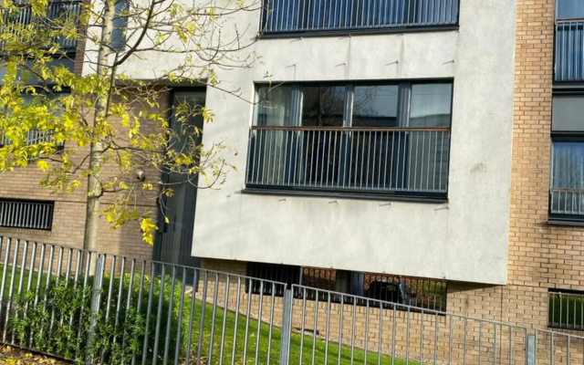 City Centre 2 bedroom apartment, secure parking.