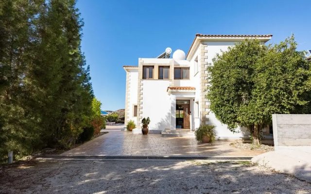 Villa Kambos Ena in Polis