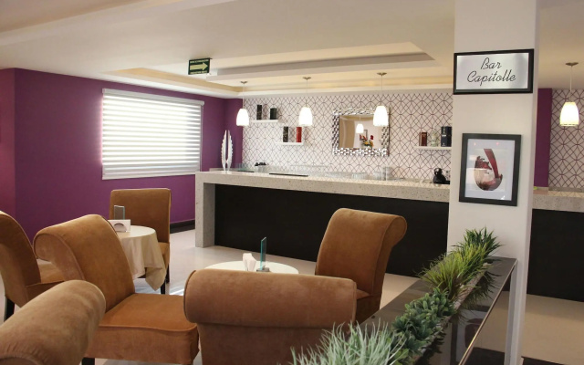 Hotel Two Select