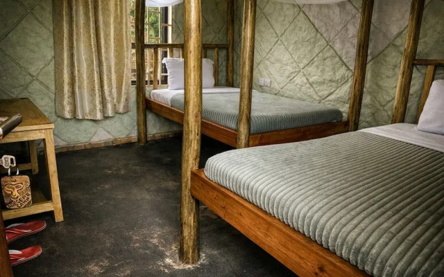 Ngedere Lodge and camp