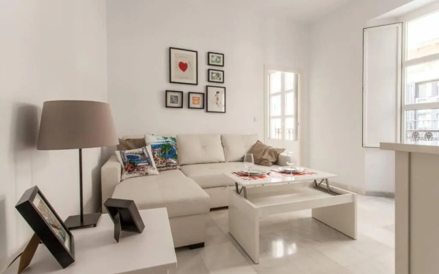 Hostly Rivero 2B Center-Fibre-communal terrace-Parking Optional-CLess