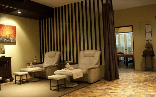 voco Bangkok Surawong by IHG